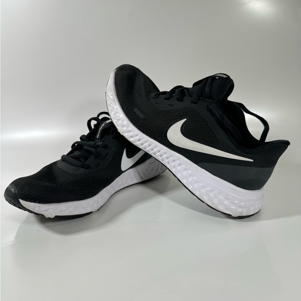 Nike Revolution 5 Anthracite Women’s Sneakers Shoes